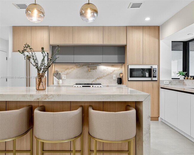 Building Photo - 7865 SW 183rd Terrace