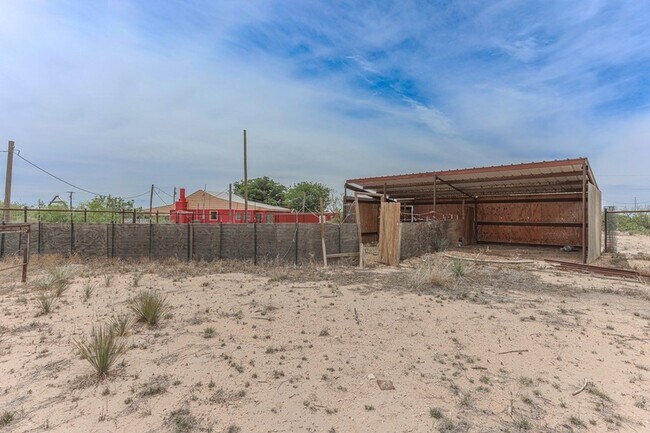 Building Photo - 12662 W 61st St