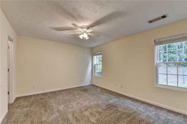 Building Photo - 3112 Sentinel Cir