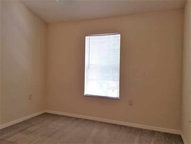 Building Photo - BEAUTIFUL 3BR/2BA IN THE LINKS @ HAILE PLA...