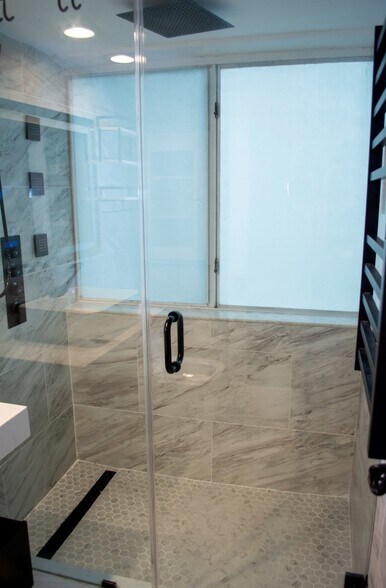 Master Shower - 992 NW 93rd Ave