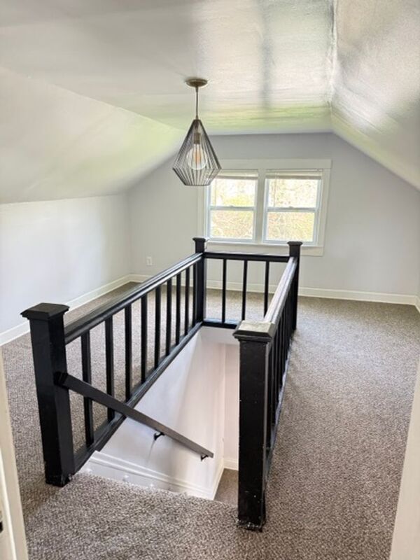 Building Photo - 3304 Daytona Ave