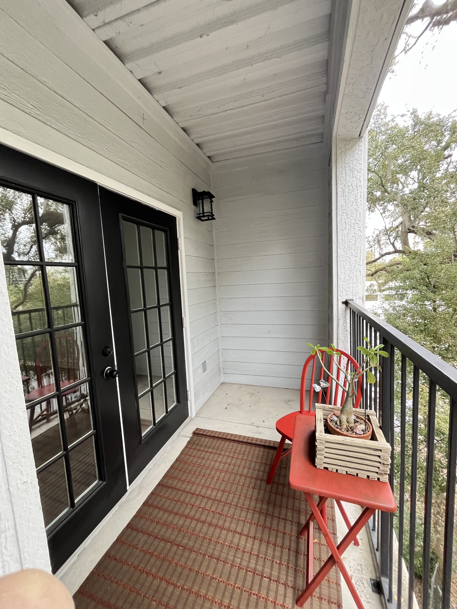 Building Photo - 304 E South St