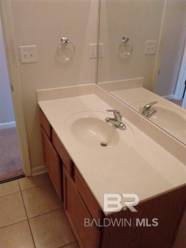 Building Photo - 1129 Sloane Cove