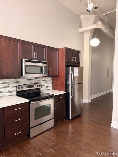 Building Photo - 2917 Main St