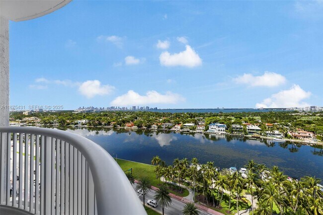 Building Photo - 5401 Collins Ave