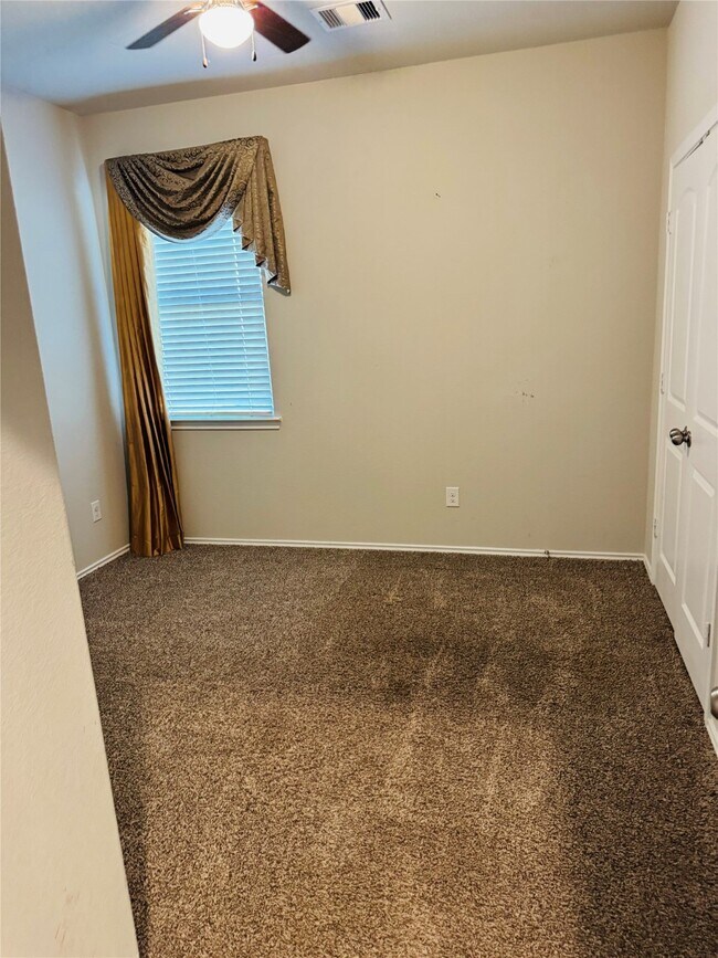 Building Photo - 11387 Dawn Beach Ln