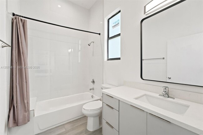 Building Photo - 1544 NW 59th St
