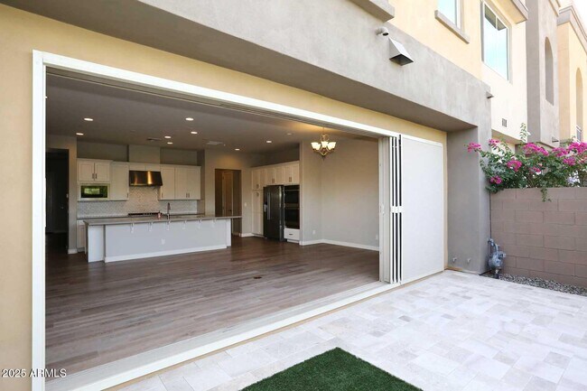 Building Photo - 23066 N 74th Pl