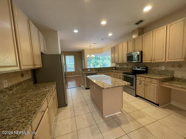 Building Photo - 8907 Hampton Landing Dr E
