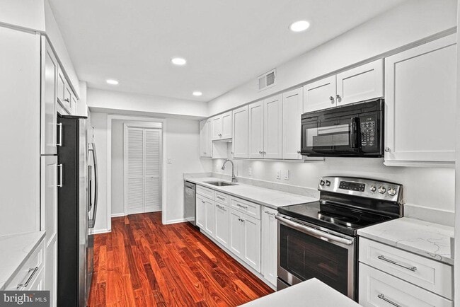 Building Photo - 1577 Church Hill Pl