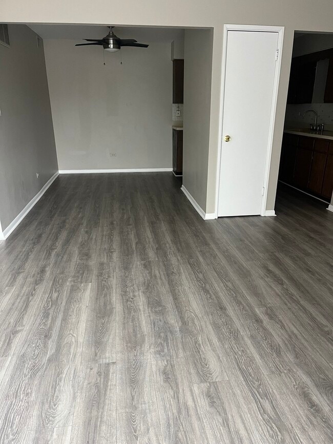 Building Photo - 10701 Keating Ave