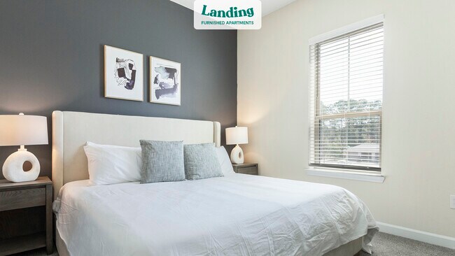 Building Photo - 13050 Gran Bay Pkwy