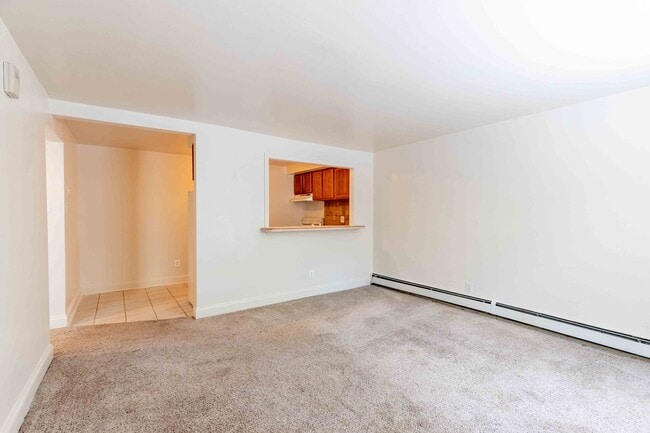 Building Photo - Private 1 Bedroom 1 Bathroom Condo in Cide...