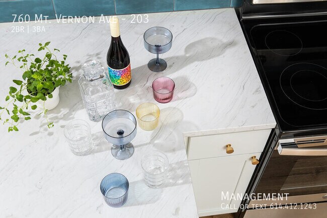 Building Photo - 760 Mt Vernon Ave