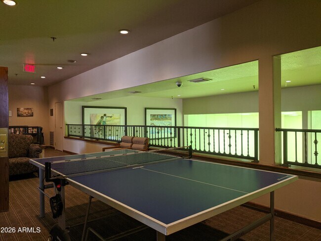 Building Photo - 1321 N Jamaica Way