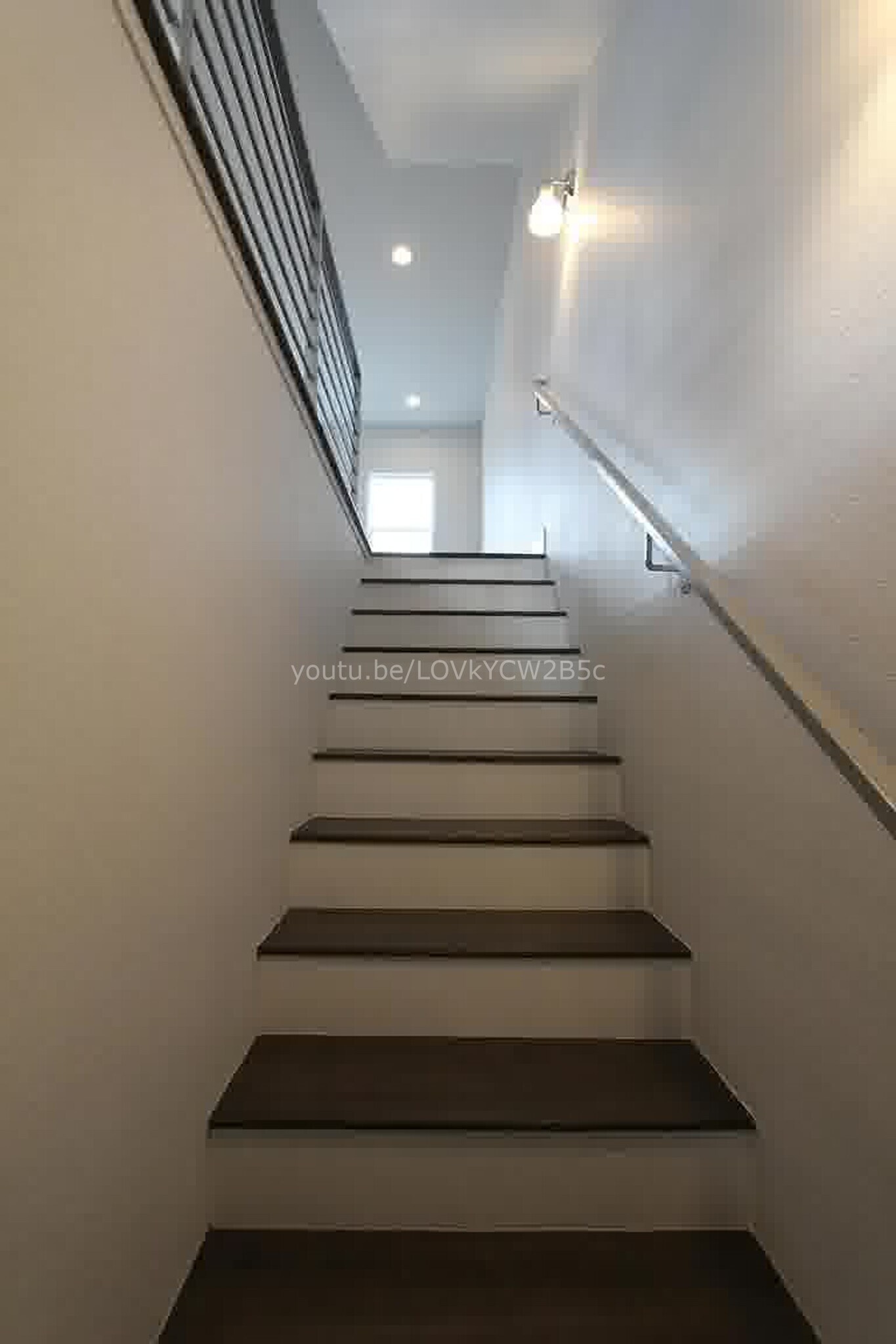 Building Photo - 1919 W 46th Ave