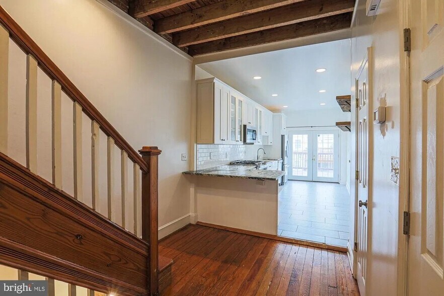 Building Photo - 127 N Patterson Park Ave