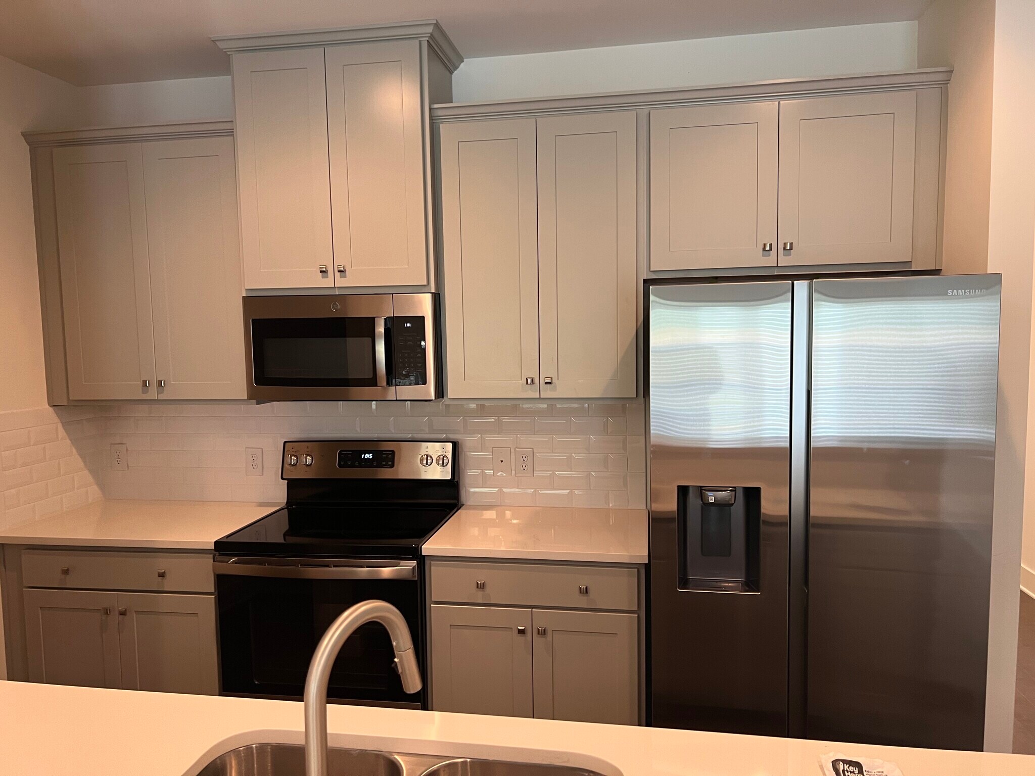 Building Photo - 6440 Scudders Dr