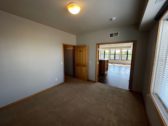 Interior Photo - West River Commons