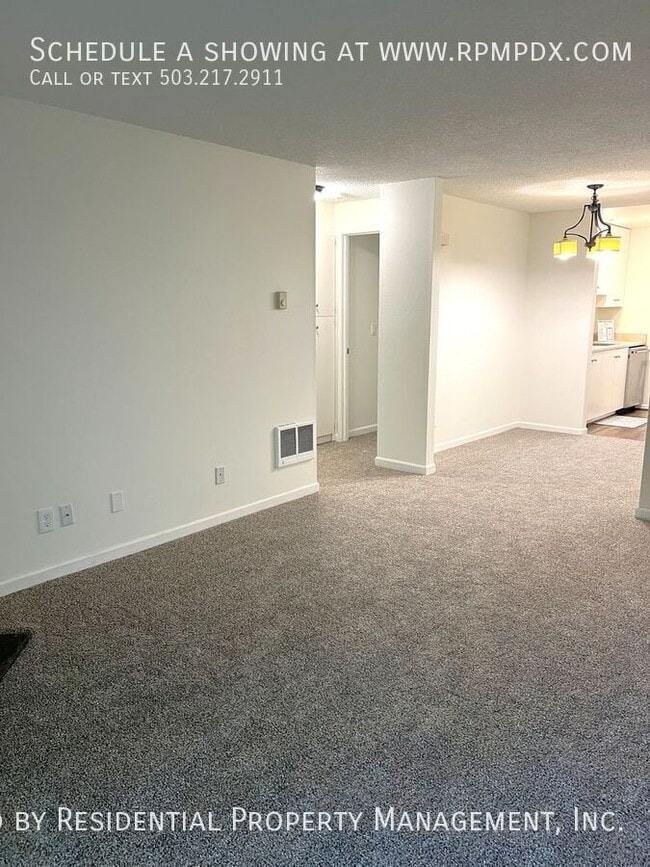 Building Photo - 12618 NW Barnes Rd