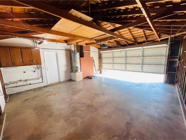 Building Photo - 678 Monterey Pl