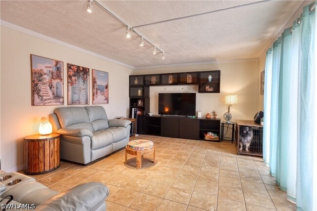 Building Photo - 1724 Park Meadows Dr
