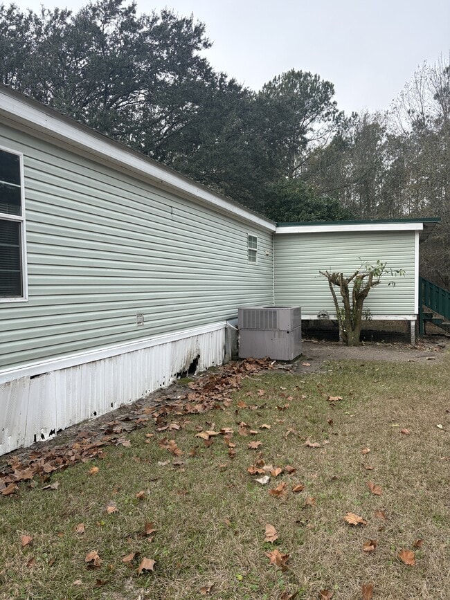 Building Photo - 371 Tom Lodge Rd