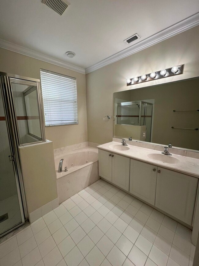 Building Photo - 4190 St Lukes Ln