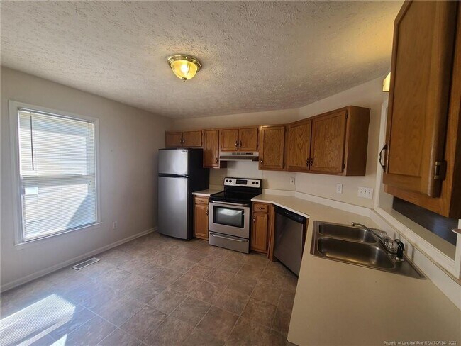 Building Photo - 235 Sawyer Rd