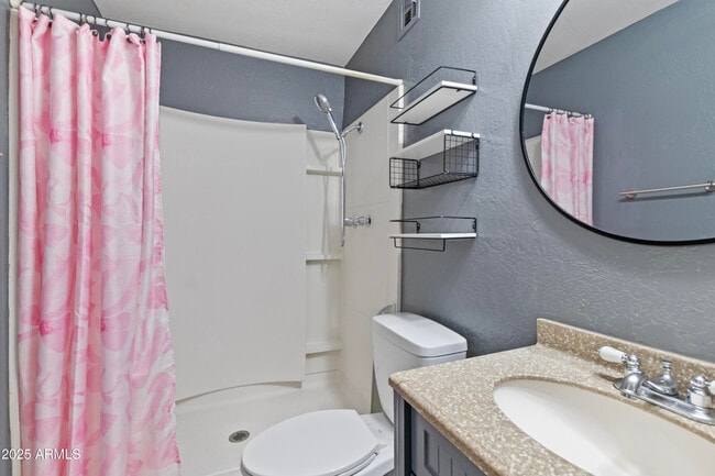 Building Photo - 13810 N 48th Ave