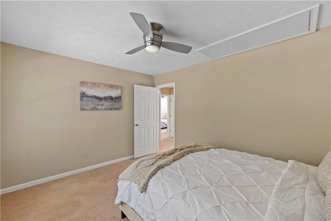 Building Photo - 3580 Waters Cove Way