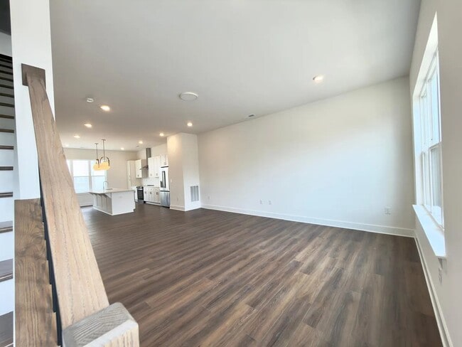 Building Photo - 5007 Nimes Rd