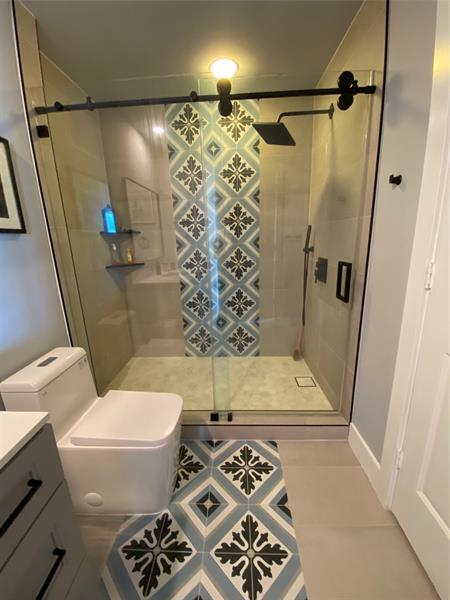 Building Photo - 315 NE 3rd Ave