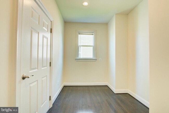 Building Photo - 23685 Kilkerran Dr
