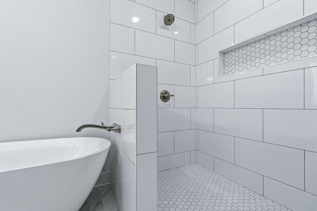 Building Photo - 7179 Freedom Ct