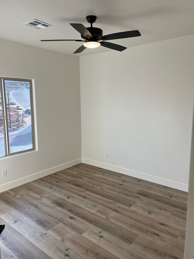 Building Photo - 277 S 1930 W
