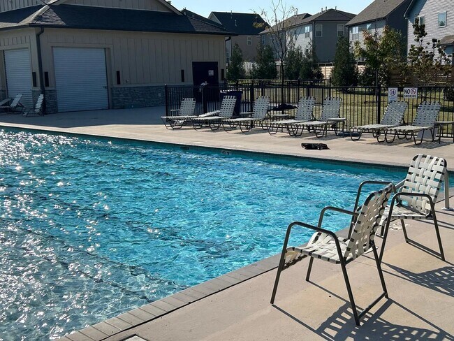Community Pool - 4536 Hoboken Way
