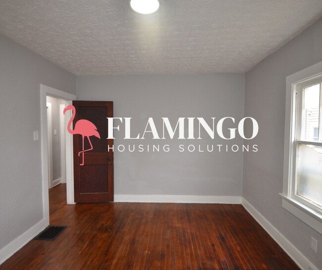 Building Photo - 622 W Fairview Ave