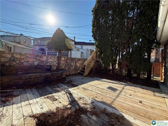 Building Photo - 1177 Arcadia St