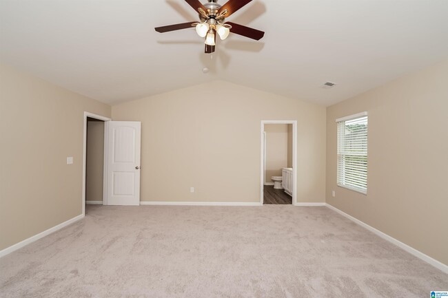 Building Photo - 5060 Bella Ct