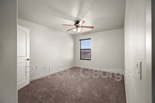 Building Photo - 3782 Brade Lane