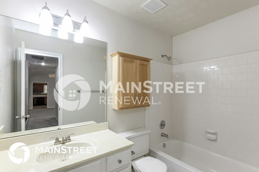 Building Photo - 3410 Poplar Ridge Dr