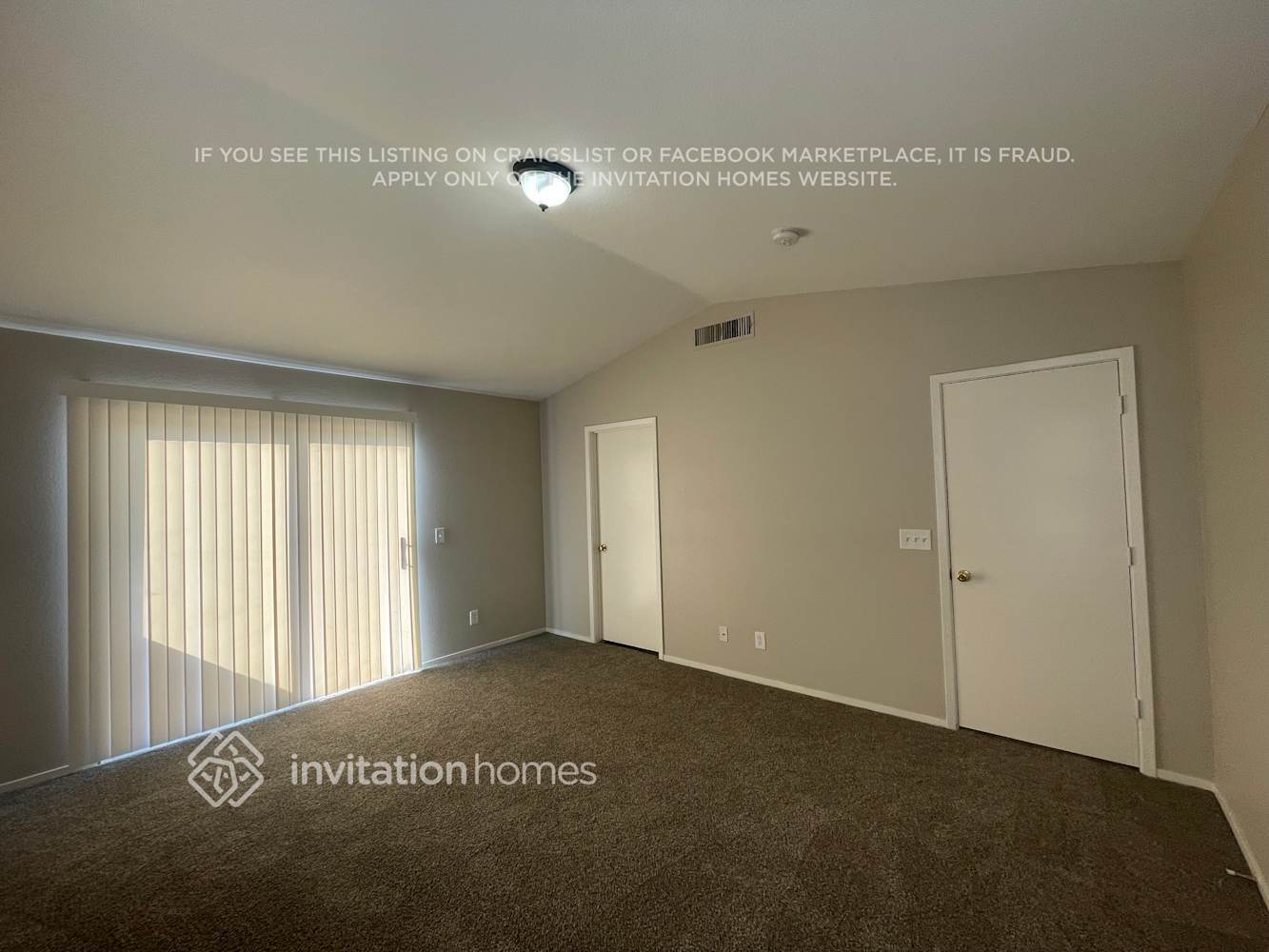 Building Photo - 3608 Russian Olive St