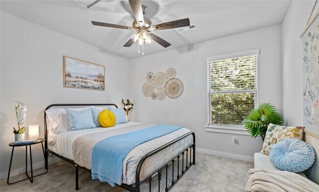 Building Photo - 43 St Austell Dr