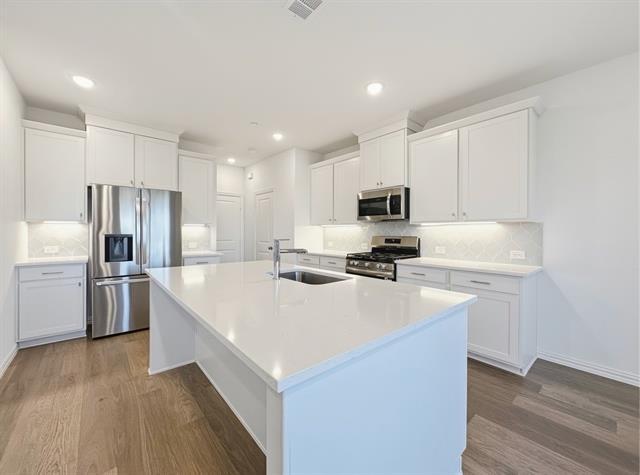 Building Photo - 2620 Rolling Mdw Rd