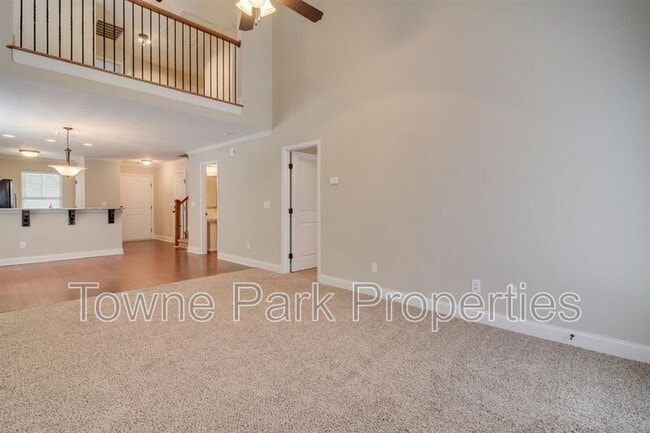 Building Photo - 232 Mossy Bank Dr
