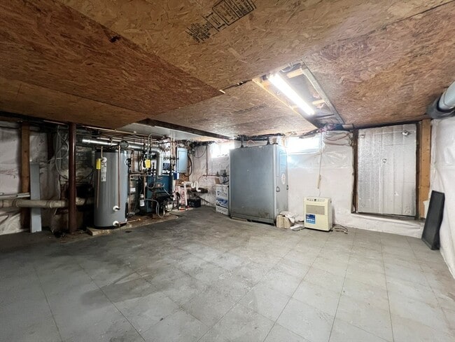 Building Photo - 3 Strafford Pl