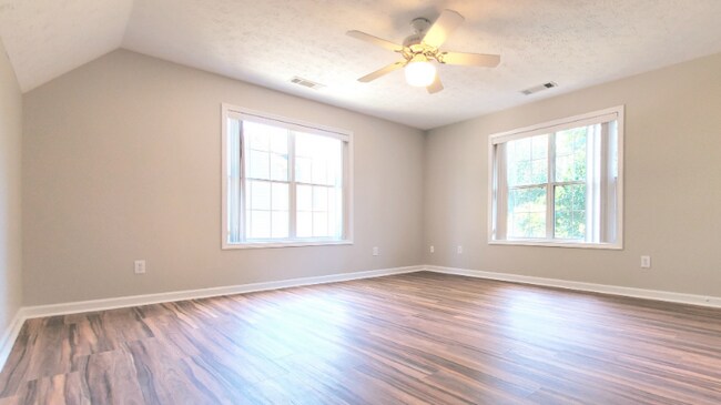 Building Photo - 25 Cherrystone Walk