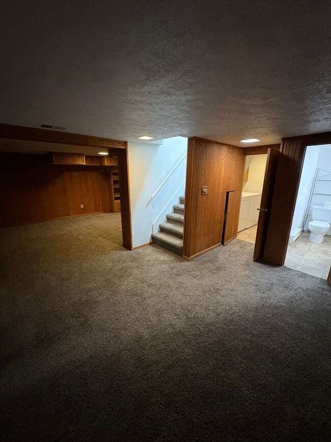 Building Photo - Charming 3BR Home Just Blocks from Washington Park with Garage & Storage